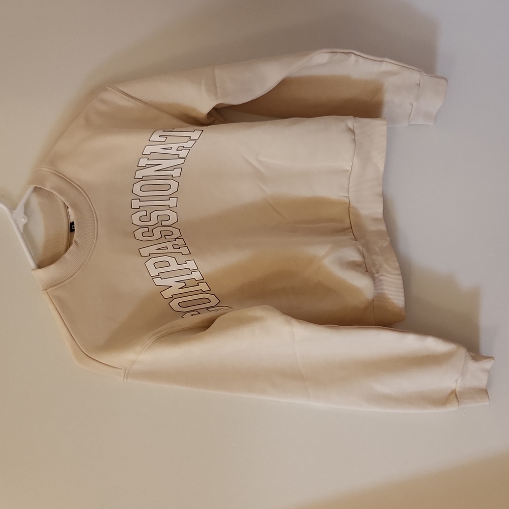 NWOT Crew Neck